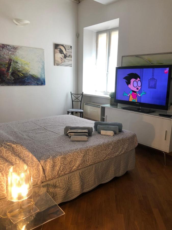 Emma Home Adiacente Alla Piazza Ducale 维杰瓦诺 外观 照片
