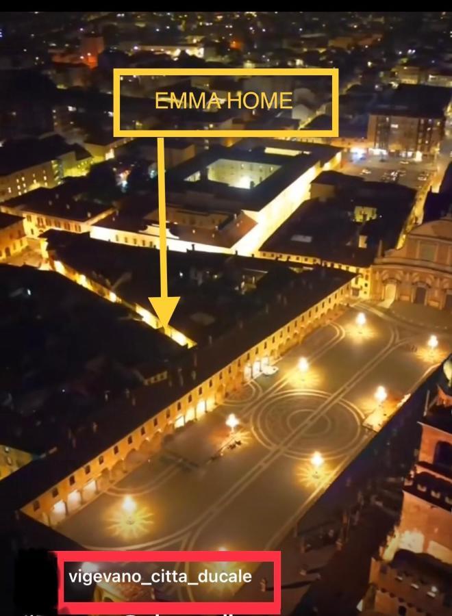 Emma Home Adiacente Alla Piazza Ducale 维杰瓦诺 外观 照片