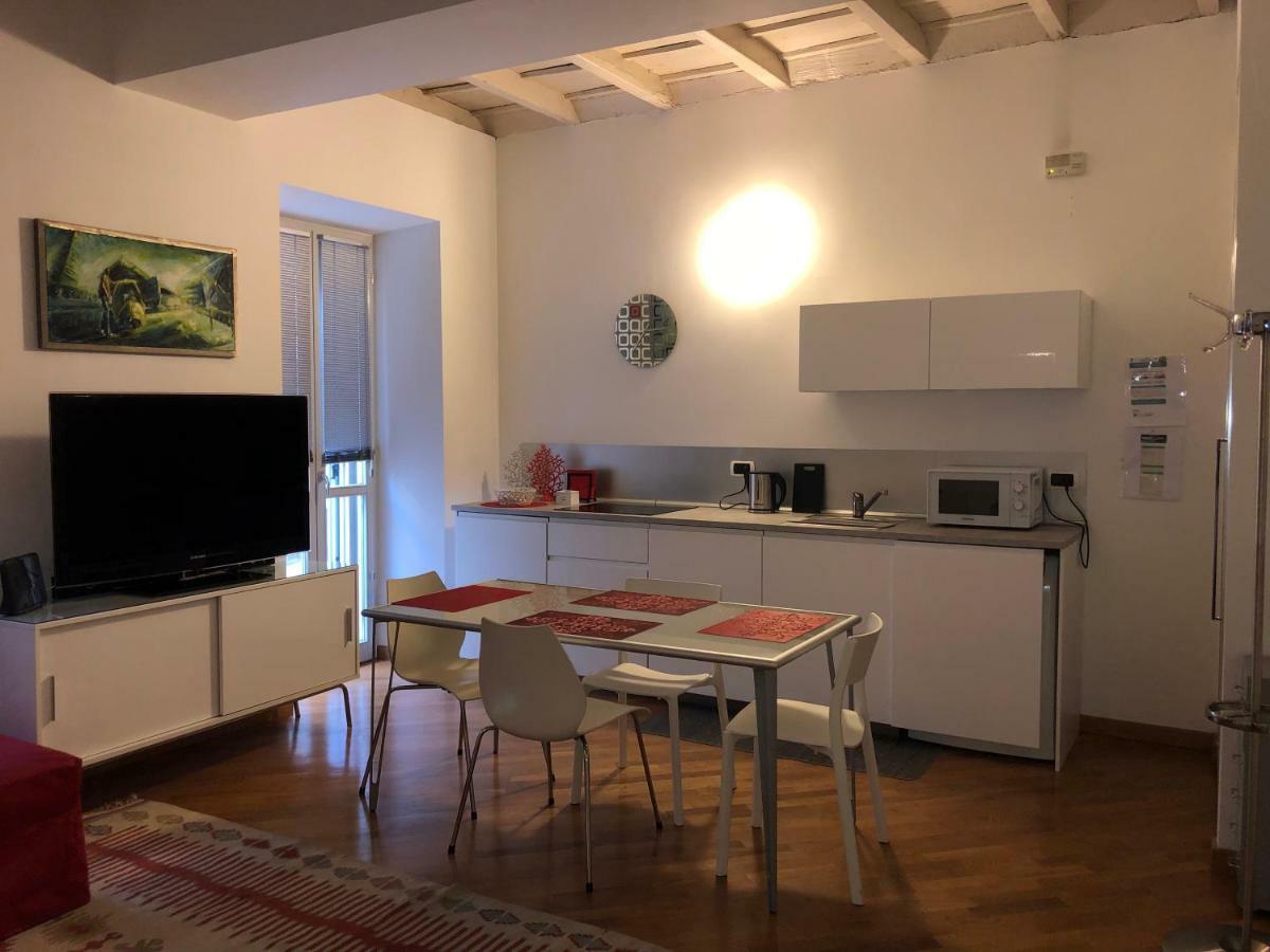 Emma Home Adiacente Alla Piazza Ducale 维杰瓦诺 外观 照片